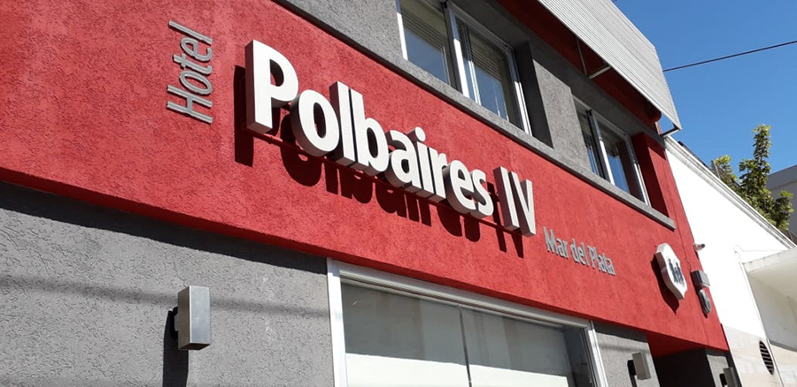 Inauguración . Hotel Polbaires IV