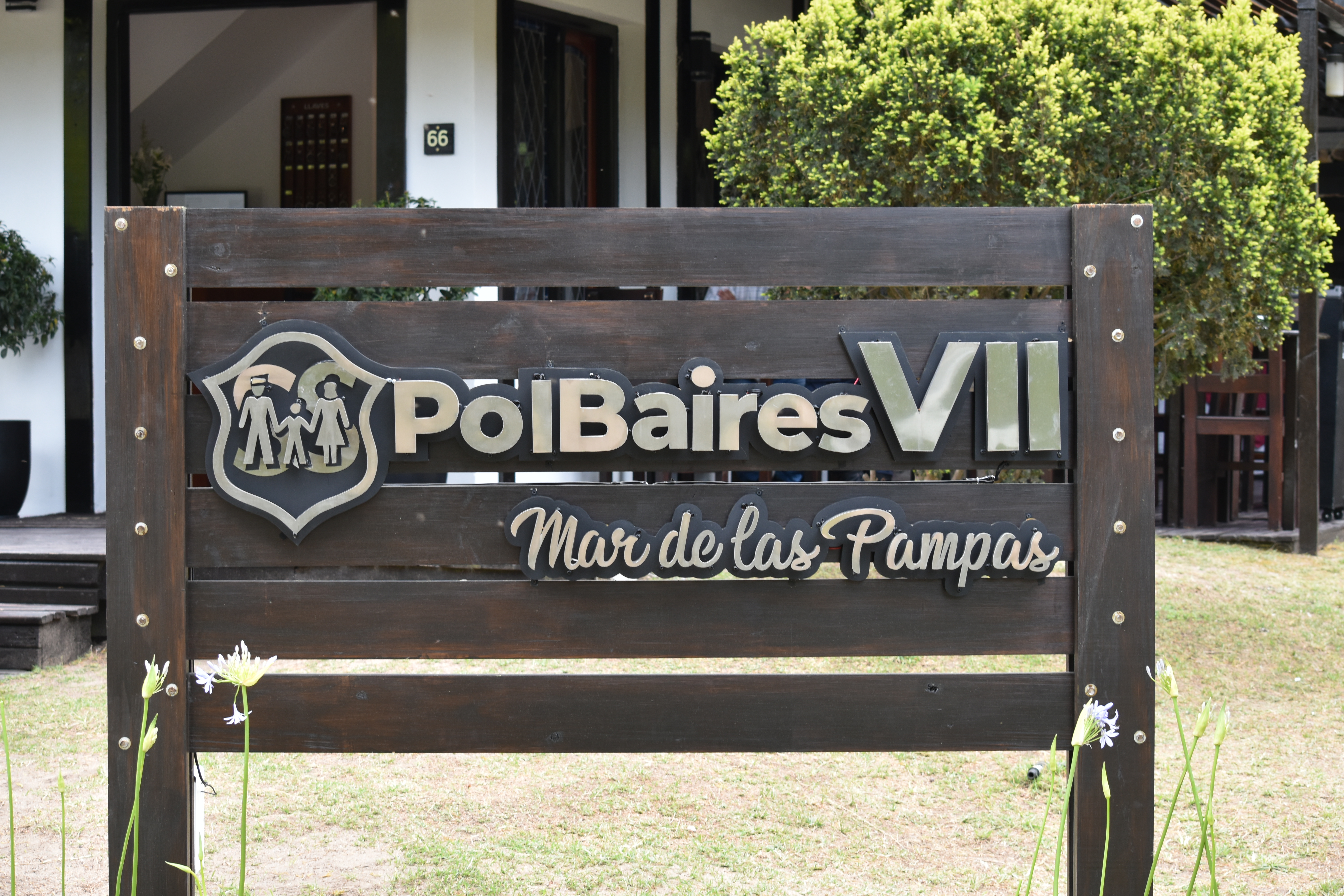   Inauguración del Hotel Polbaires VII . Mar de las Pampas